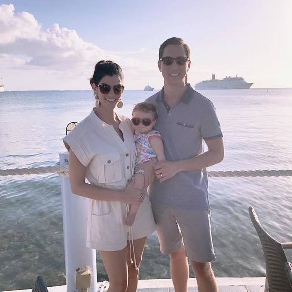 Meet your Posher, Lauren - Picture 1 of 1